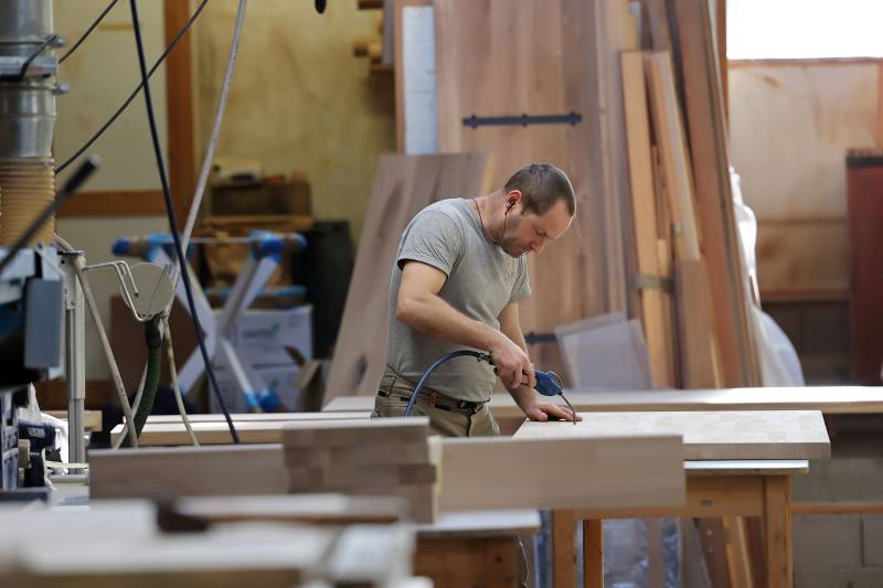 Au cœur de notre atelier à Gaillac, ce sont nos artisans qui donnent vie à chacune de vos créations !
