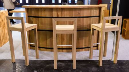 Notre zone d'activité pour ce service Fabrication de meubles haut de gamme en bois pour bureaux, hôtels, restaurants